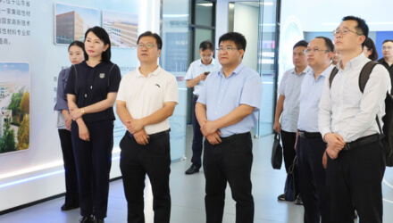 山東省金融辦及高新區領導蒞臨春光科技集團考察金融創新成果